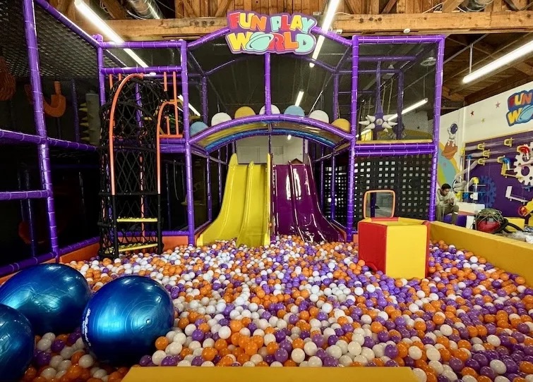 Fun Play World ball pit and slides