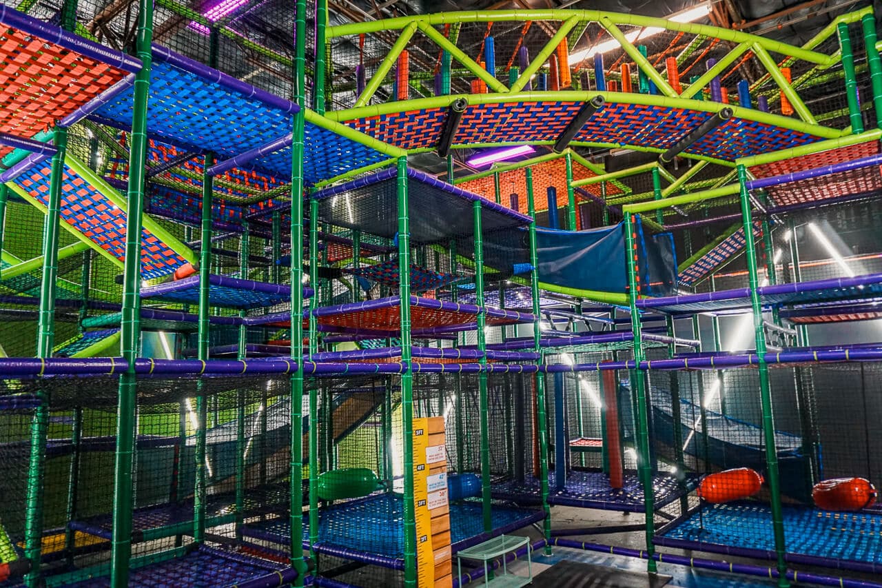 Shenaniganz multi-level play structure